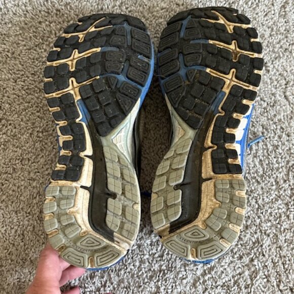 Brooks GTS 16 Sneakers Size 11.5D - Picture 5 of 5